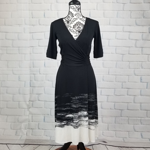 Morgan McFeeters Dresses & Skirts - Morgan mefeeters sz 6 stretch knit dress